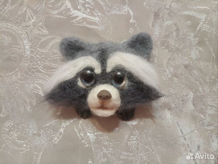 Брошки из шерсти