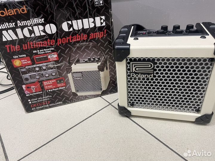Гитарный комбоусилитель Roland MicroCube