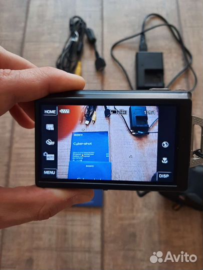 Цифровой фотоаппарат Sony DSC-T70