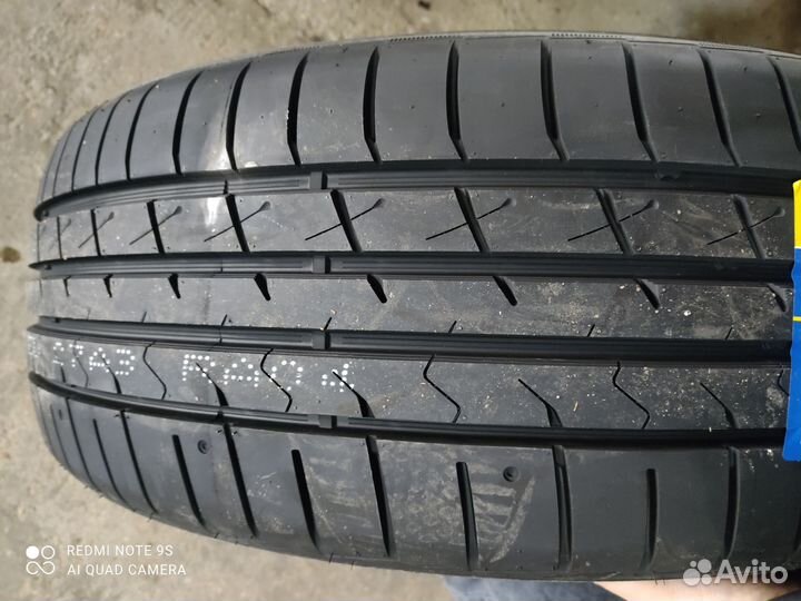 Zmax Zealion 235/55 R19 105W