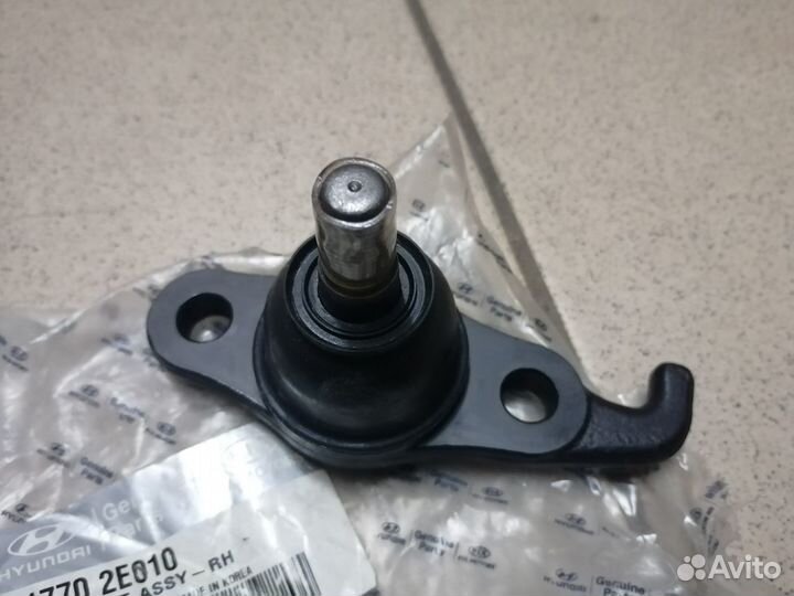 Шаровая опора Тусан Спортейдж. Новая. Оригинал