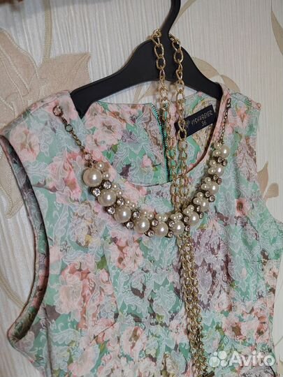 Платье женское 42 44