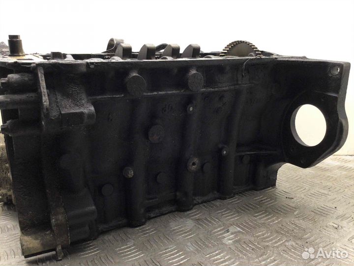 Блок цилиндров Opel Zafira Z16xep