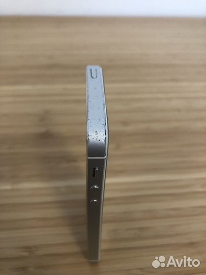 iPhone 5S, 32 ГБ
