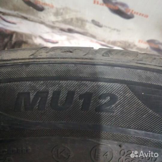 Marshal MU12 215/50 R17