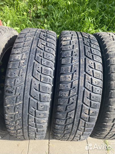 Kumho I'Zen KW22 185/65 R15