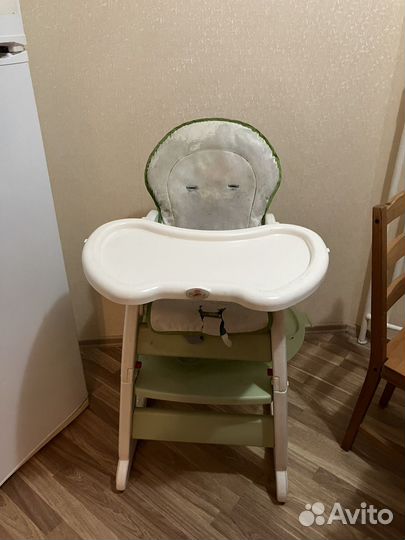 Детский стульчик для кормления