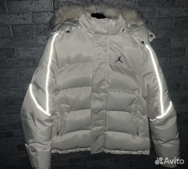 Пуховик supreme x jordan белый