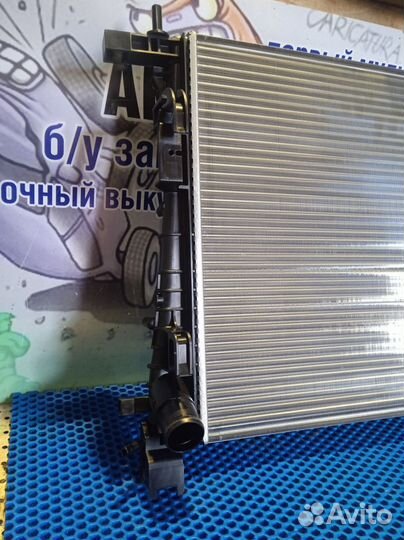 Радиатор основной Renault Logan