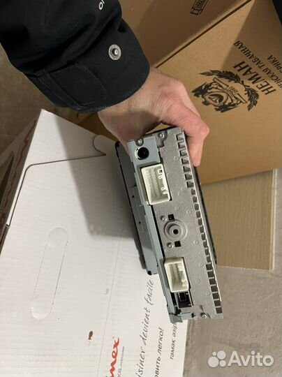 Автомагнитола на Митцубиси Оутлендер 3