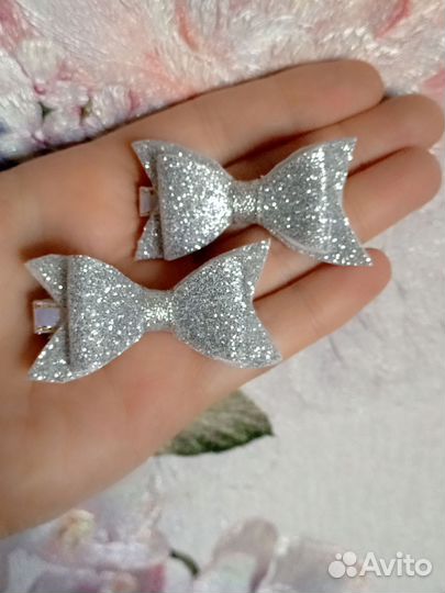 Заколки для волос