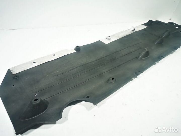 Защита днища правая Land Rover Discovery Sport