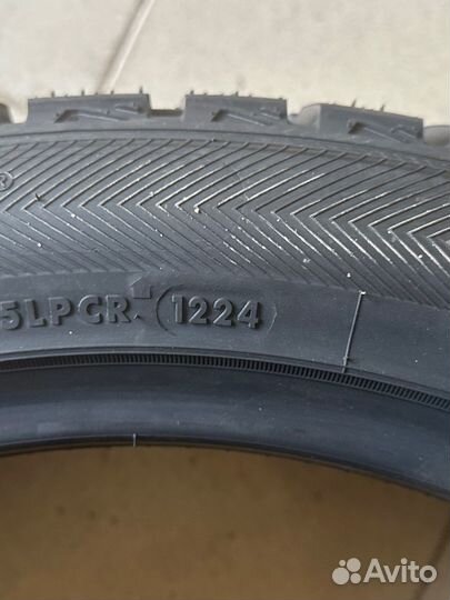 Leao Winter Defender Ice I-15 SUV 265/45 R21 104T