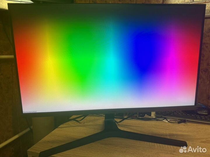 Безрамочный IPS монитор 27