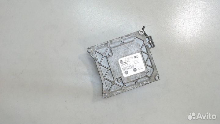 Блок управления двигателем Opel Zafira B, 2011