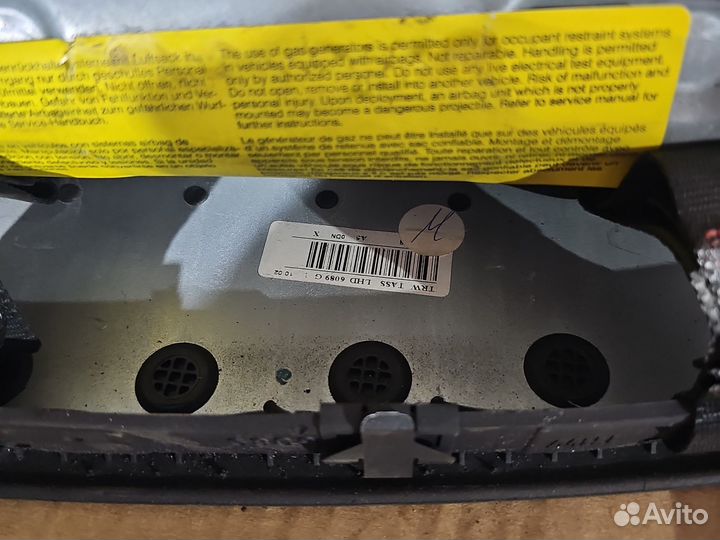 Подушка безопасности пассажира Ford Focus 1