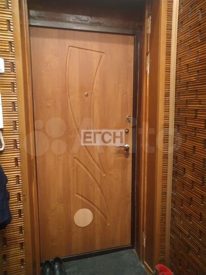 2-к. квартира, 54 м², 1/3 эт.