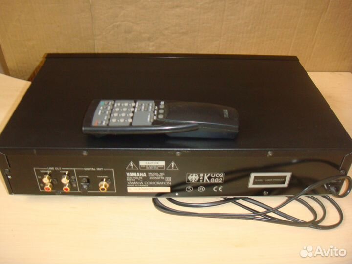 Yamaha CDX -890 (CD player)