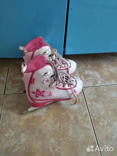 Коньки для девочки р.31