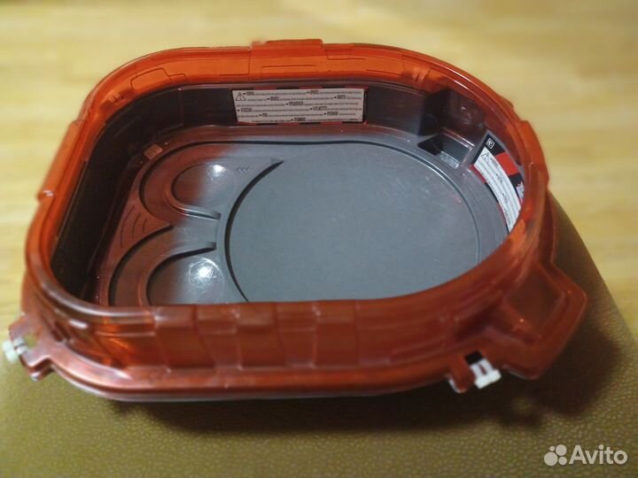 Beyblade арена б/у