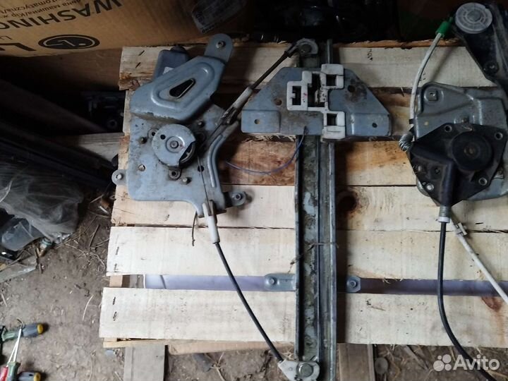 Стеклоподъёмник Chevrolet Alero 1 поколение