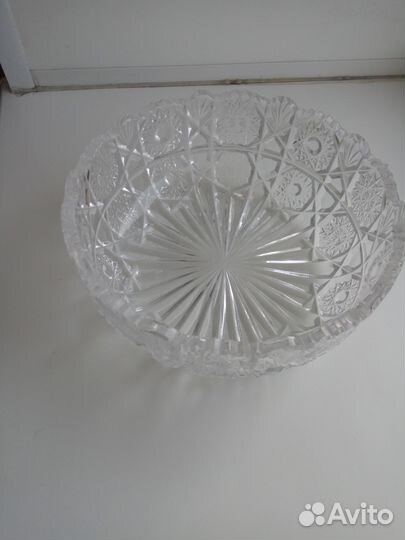 Ваза хрустальная