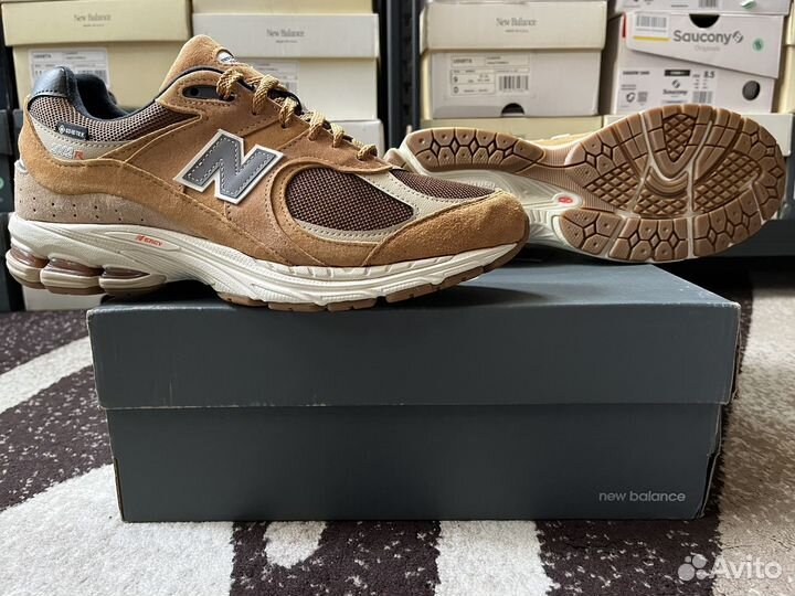 Кроссовки New Balance 2002R Gore-Tex Tobacco