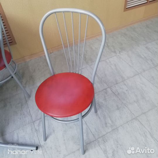 Стол кухонный, 4стула