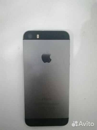 Телефон iPhone se