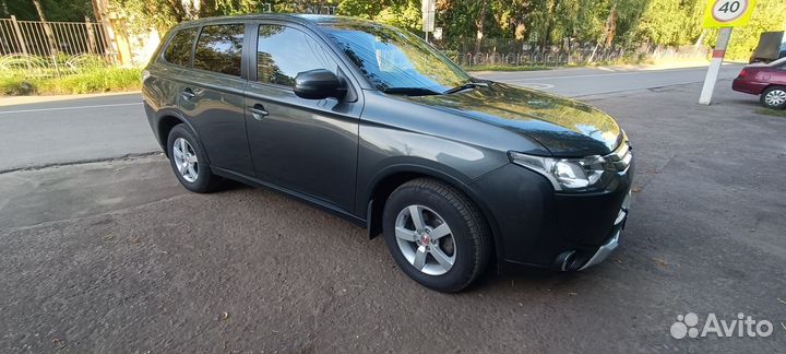 Mitsubishi Outlander 2.0 CVT, 2014, 120 000 км