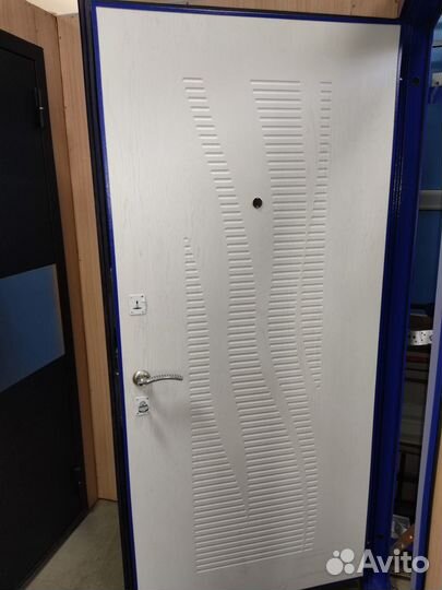 Дверь входная