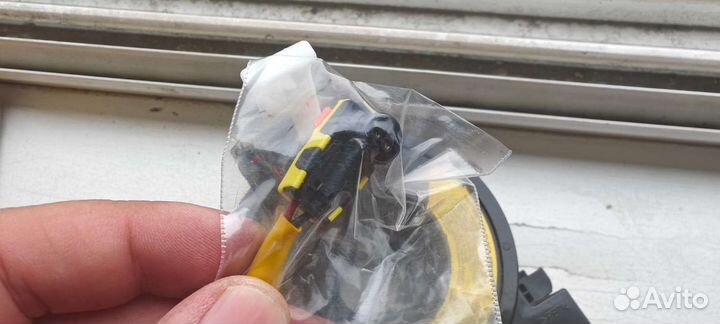 Шлейф подрулевой 93490-3R311