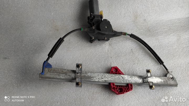 Стеклоподъёмник передний правый Ford Mondeo 2