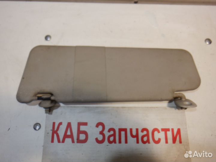 Козырек Renault Logan 2011 г