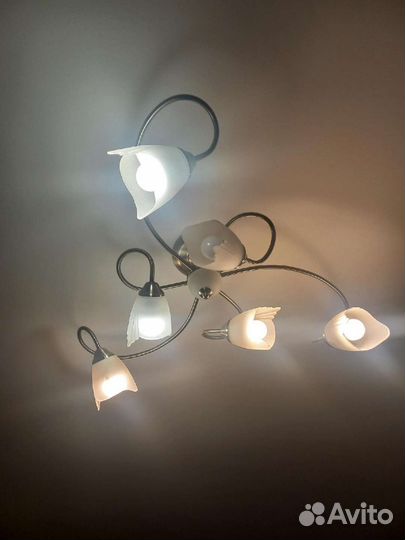 Люстра потолочная