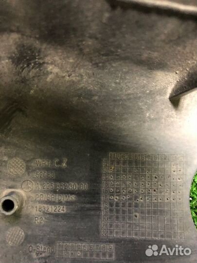 Пыльник (трансмиссия) задний правый Mercedes Glc