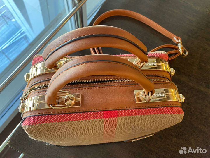 Женская сумка burberry