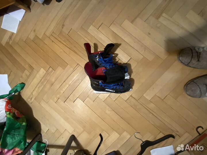 Хоккейные коньки bauer