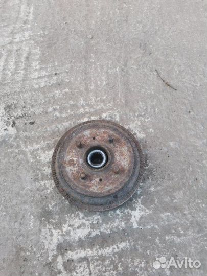 Ступица задняя Nissan March CG10