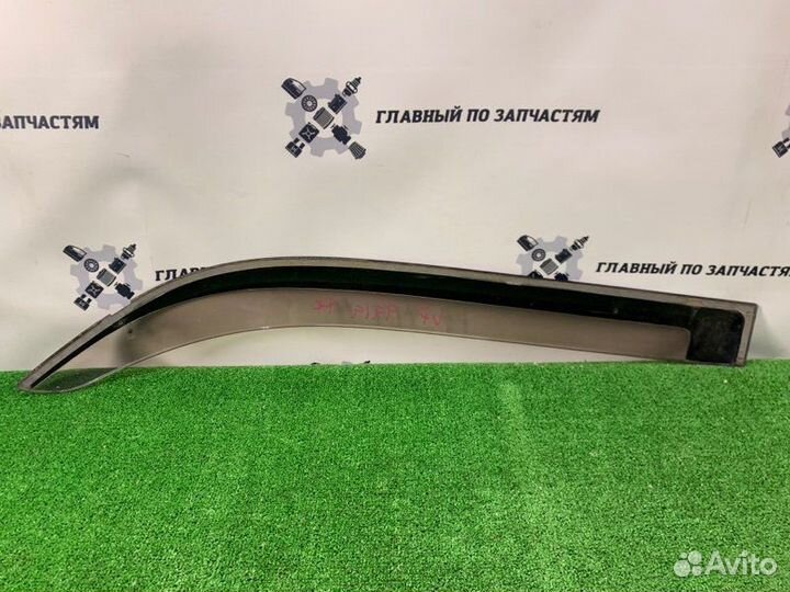 Ветровик передний правый Toyota Bb QNC21 3SZ-VE