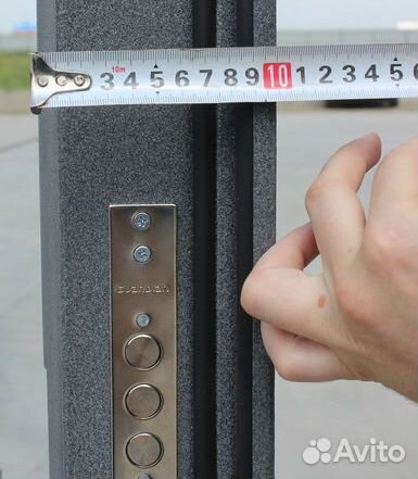 Дверь входная 