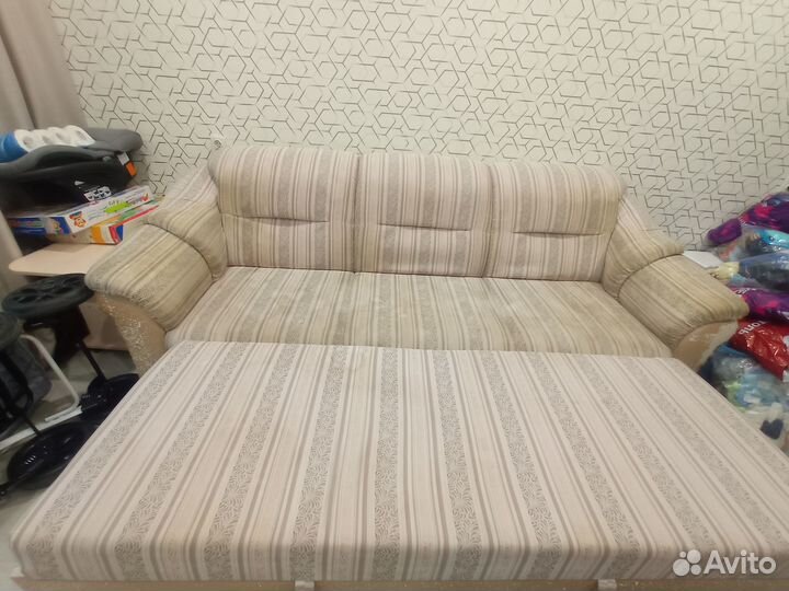 Отдам диван. Сегодня