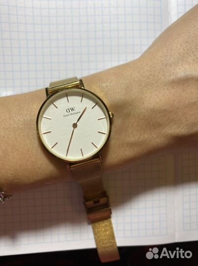 Daniel Wellington часы женские