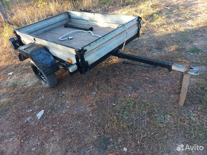 Прицеп для торговли Каменскавто 813302-2Е24, 2003