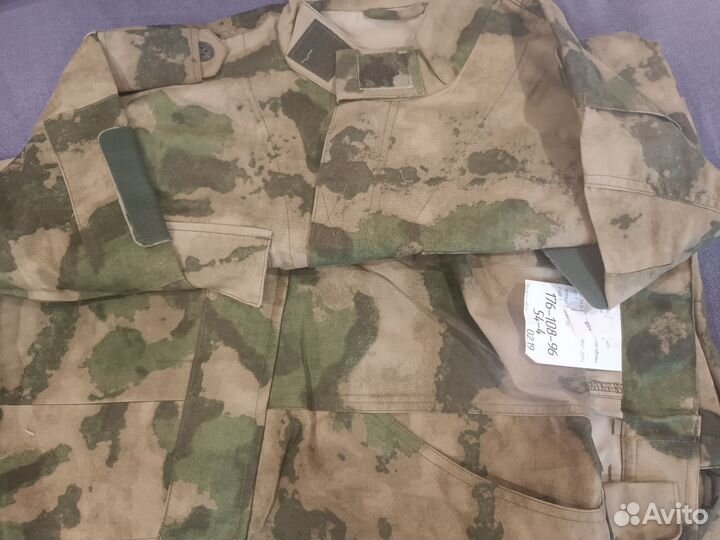 Продам военные вещи