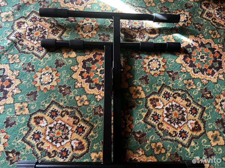 Стойка для комбоусилителя