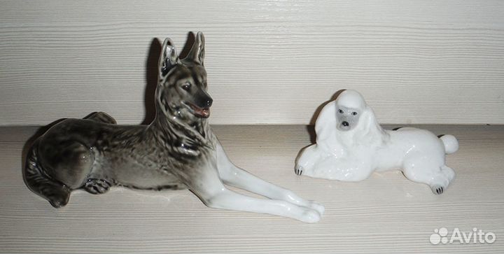 Фарфоровые фигурки собаки