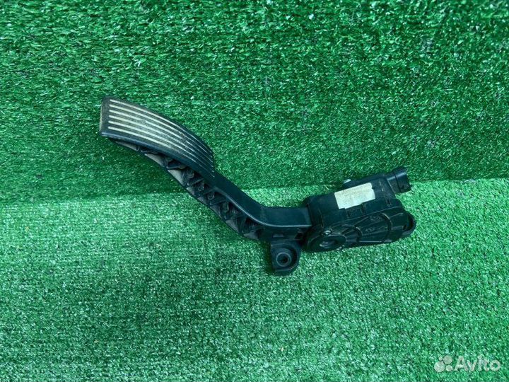 Педаль газа Kia Rio 3