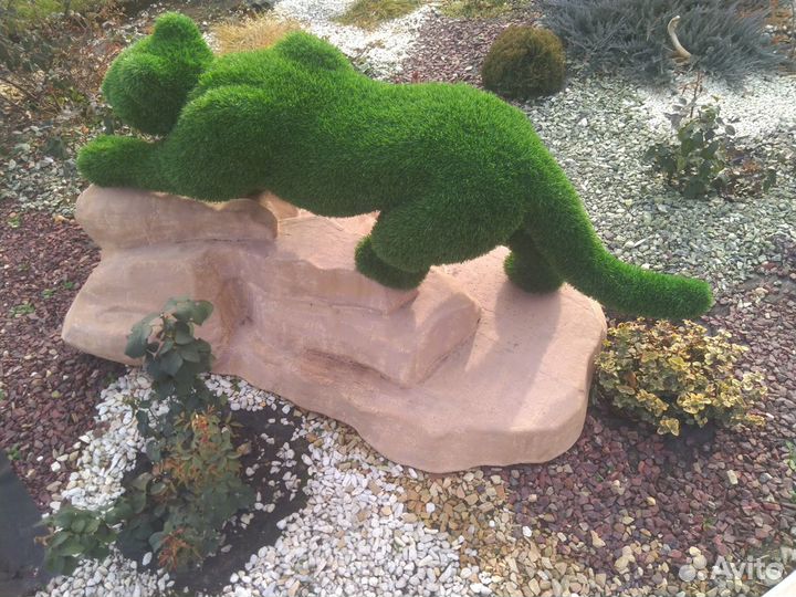 Садовые фигуры, топиарии