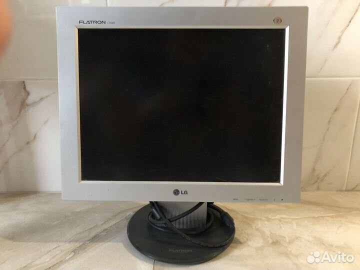 Монитор LG flatron L1530S